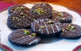 thin chocolate wafer cookies at Rabbit Hill Inn