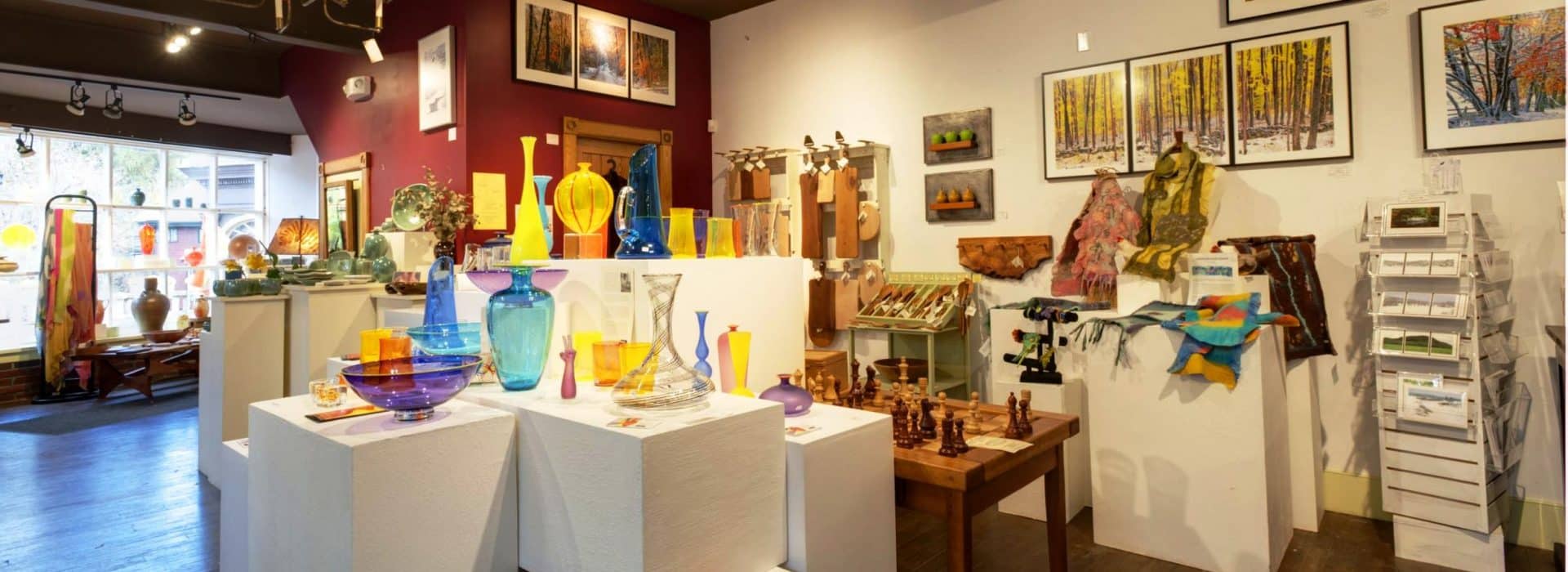Top Picks for Artisan Craft Galleries in Northern Vermont & New Hampshire