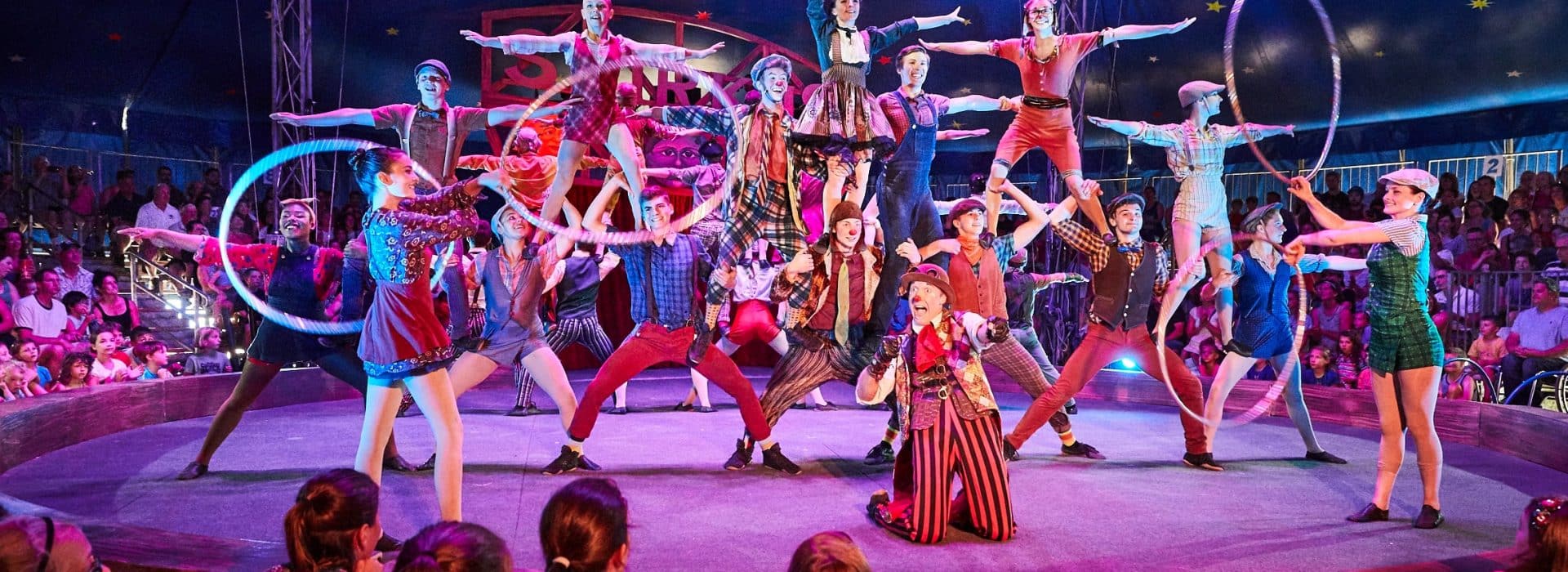 performance cast on stage at the Circus Smirkus Big Top show|big top tent of the Circus Smirkus Big Top tour summer 2017|performance cast on stage at the Circus Smirkus Big Top shows Circus camp